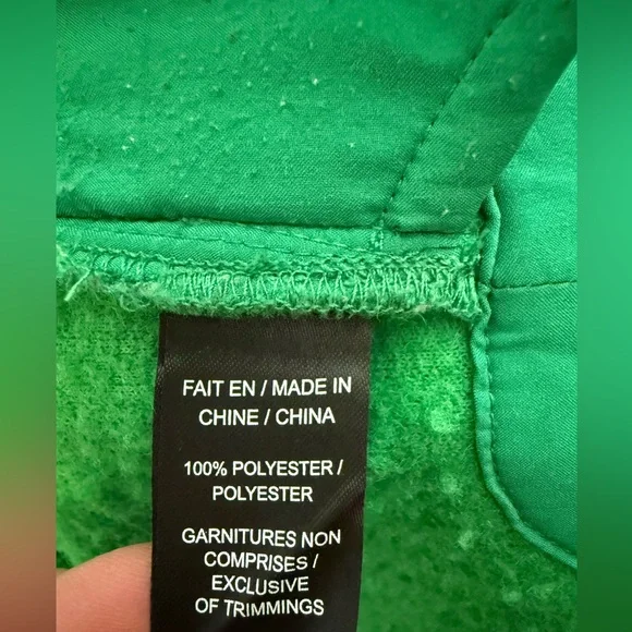 💚💚Green Textured Button-Up Shacket - Picture 4 of 4